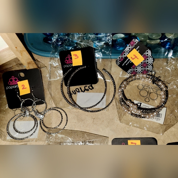 (11) PAPARAZZI EARRINGS BUNDLE, OR Per or Bundle ~ NEW - Picture 2 of 9